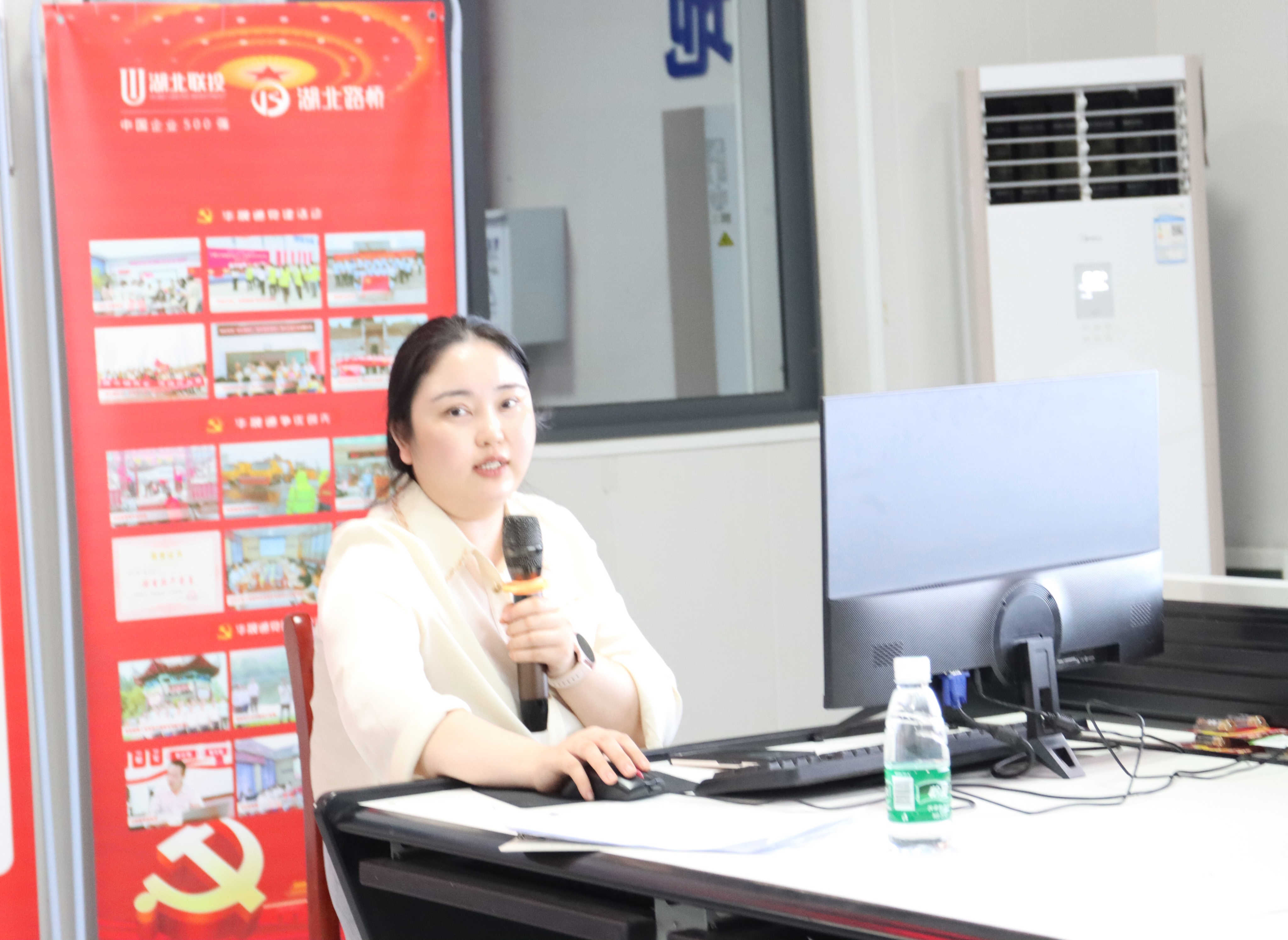 李姝瑜.jpg